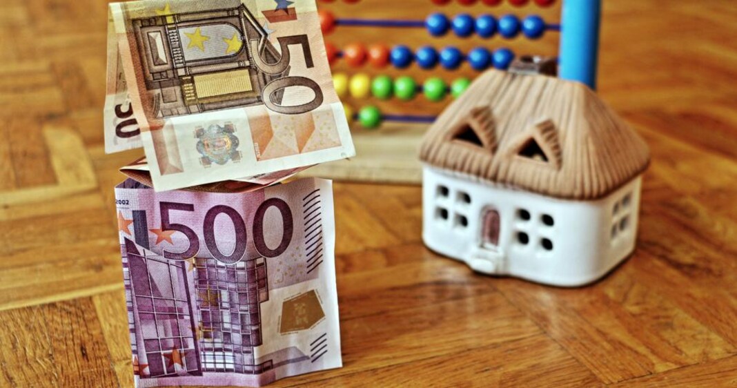 Rivoluzione nei tassi €STR debutta a 0,549 e manda in pensione Eonia Il Sole 24 ORE Rivoluzione nei tassi €STR debutta a 0,549 e manda in pensione Eonia Il Sole 24 ORE